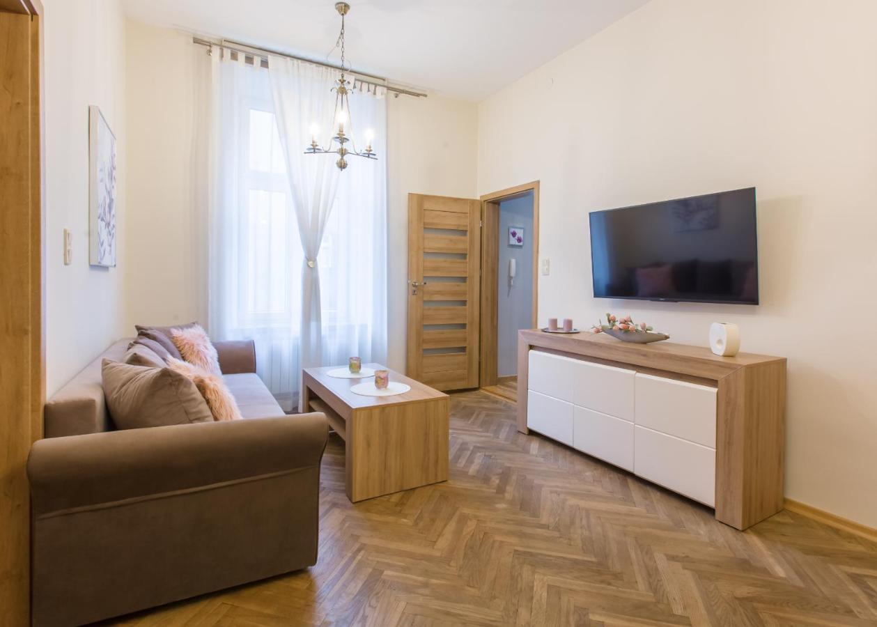 Ar Apartments Krasków Exterior foto