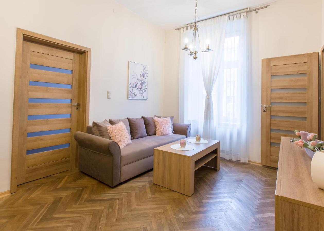 Ar Apartments Krasków Exterior foto